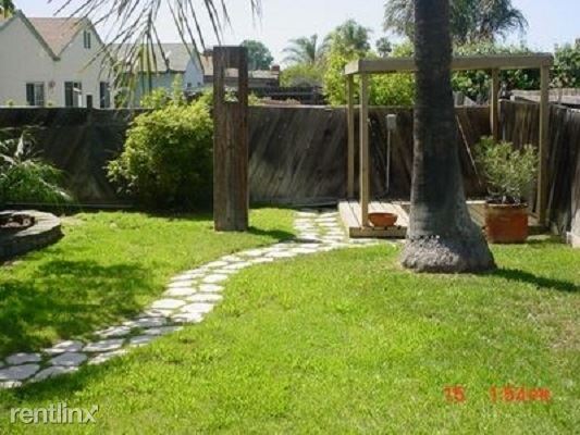 Building Photo - 4 br, 2 bath House - 1820 Tremaine Way