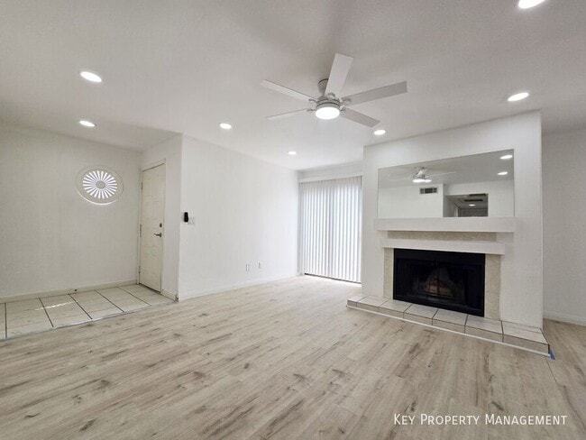 Building Photo - 2972 Juniper Hills Blvd