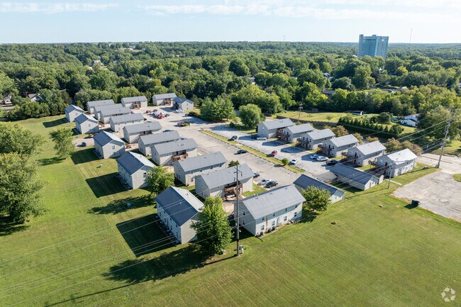 Foto aérea - Smith and Royer Apartments