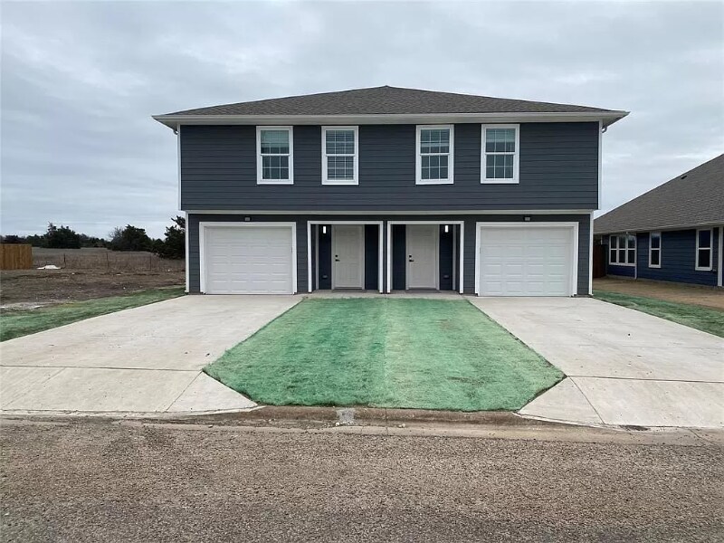 Primary Photo - 340 Sunnyside Dr