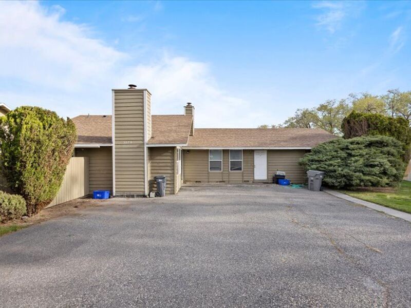 3276 W 9th Ct, Kennewick, WA 99336 Condo for Rent in Kennewick, WA