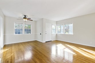 Building Photo - 1781 Washington Way
