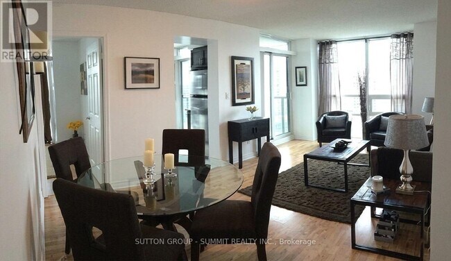 Building Photo - 208 Enfield Pl