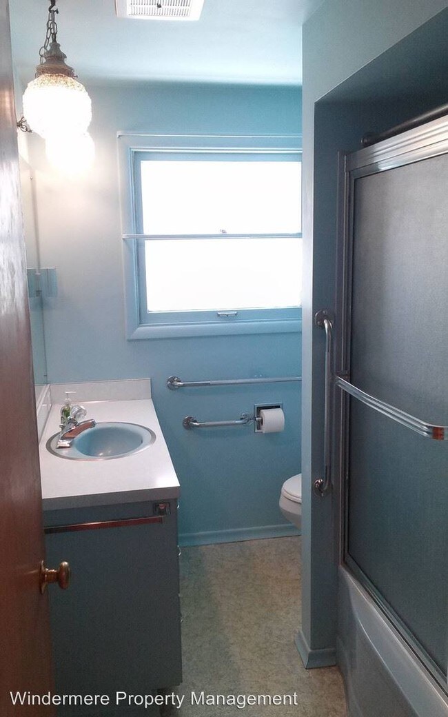 Foto del edificio - 2 br, 2 bath House - 1604 Howard St