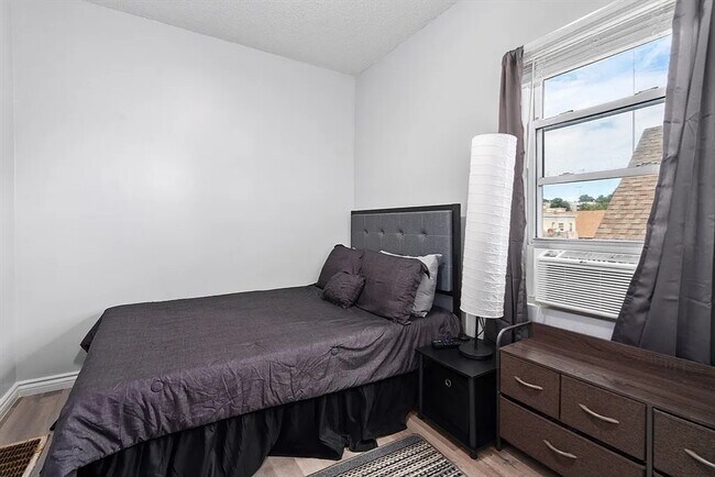 Foto del edificio - 51 Wallingford Rd