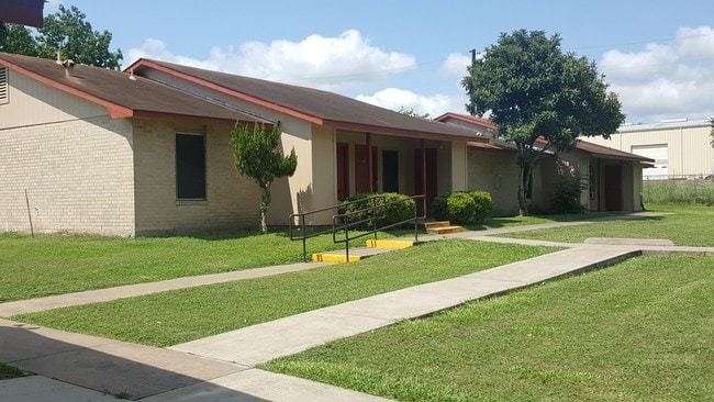 Building Photo - Lavaca Landing