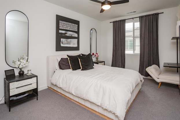 Primary Photo - 3860 S Oasis Paseo