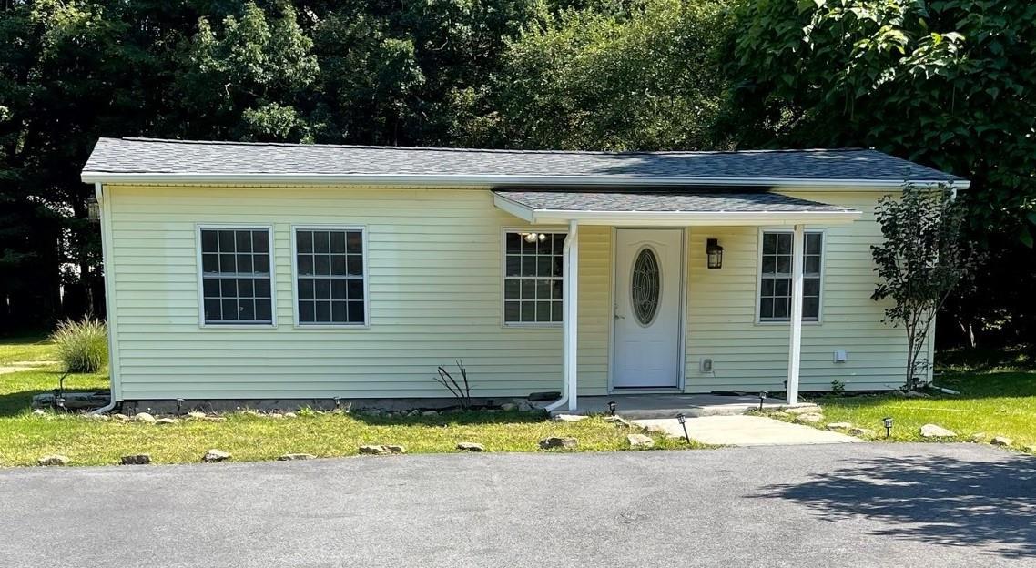 Primary Photo - 22 Belden Rd