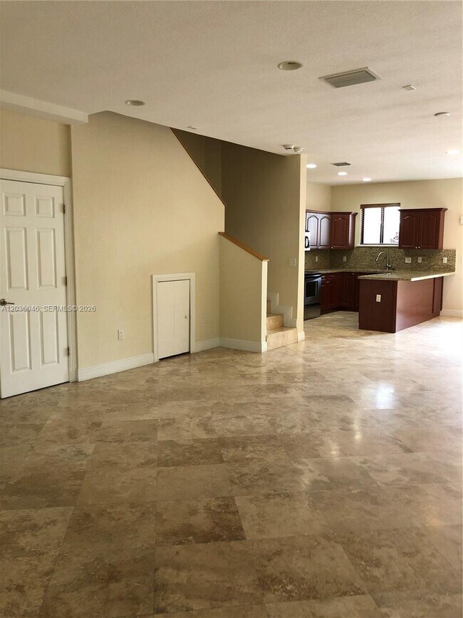 Foto del edificio - 3227 Gifford Ln