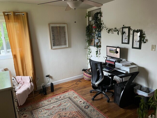 Dormitorio principal/Oficina - 413 Dearborn Ave