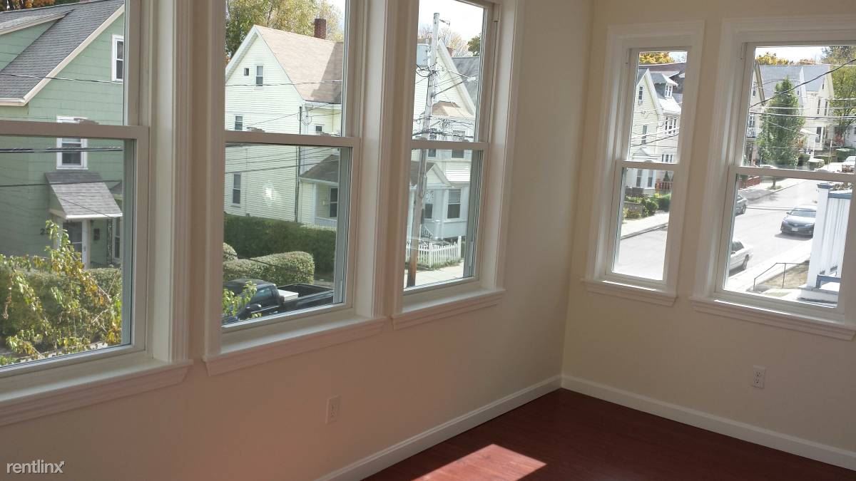 Primary Photo - 17 Kittredge St