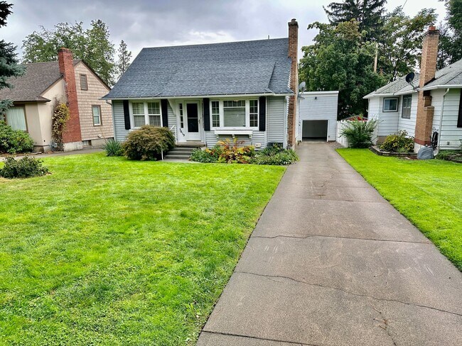 Foto del edificio - Charming Downriver Home