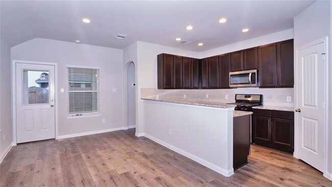 Building Photo - 3524 Wooded Ln