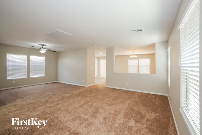 Foto del edificio - 8748 Palomino Ranch St