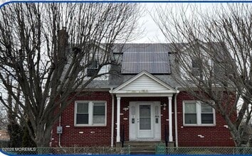 Building Photo - 464 2nd Ave