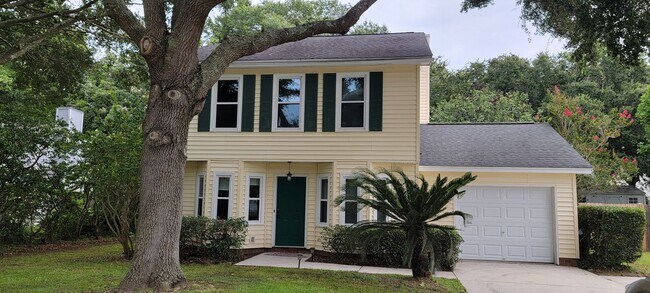 Photo - Three Bedroom Home in Bayview Farms - Jame...