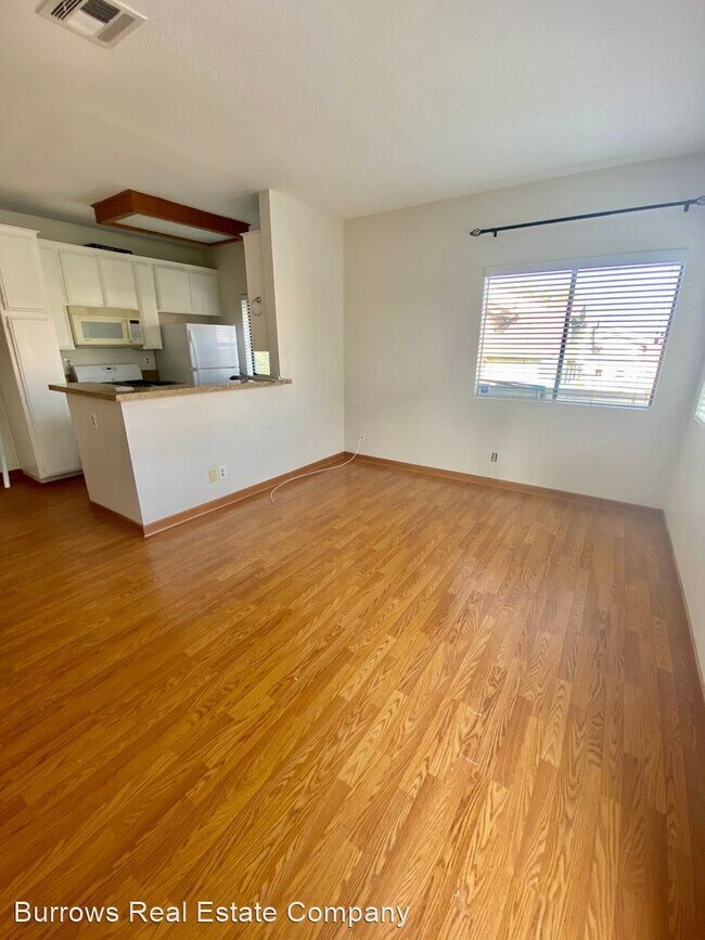 Building Photo - 3 br, 2.5 bath House - 62 Maegan Place #4