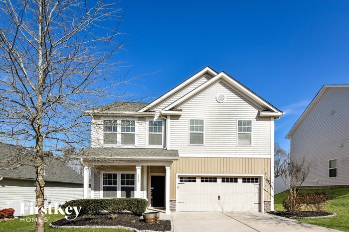 Primary Photo - 212 Whispering Hills Dr