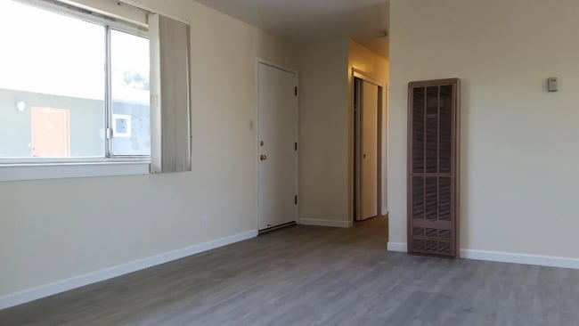 Building Photo - 316 Alida Way