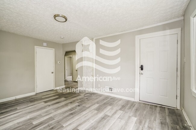 Foto del edificio - 982 E 14th Ave