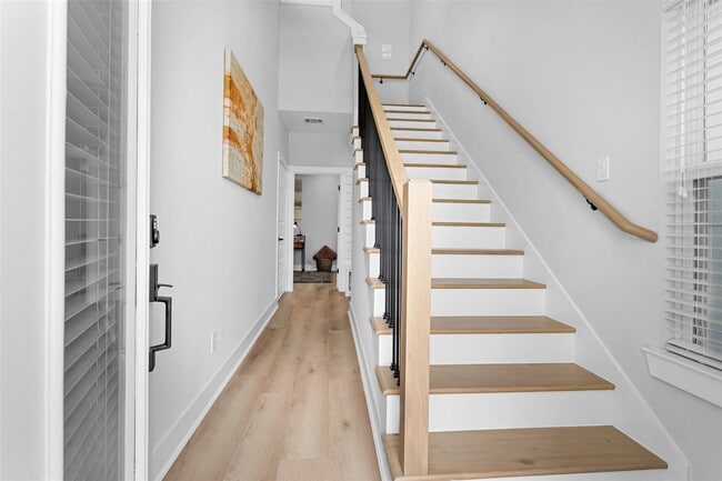 Building Photo - 1616 Euel St