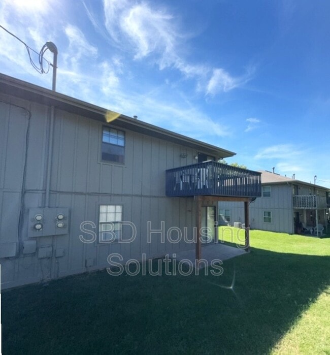 Building Photo - 16606 E Gudgell Rd