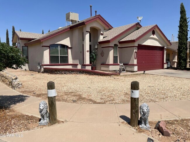 Building Photo - 3701 Trina Pl