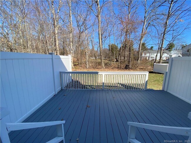 Building Photo - 21 Allspice Ln