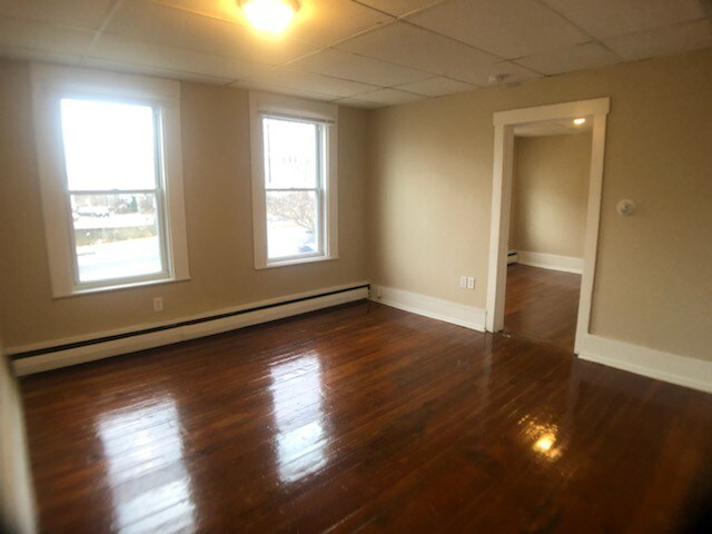 Primary Photo - 275 Washington St