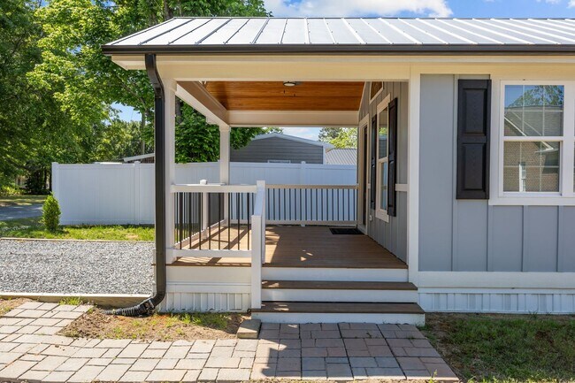 Foto del edificio - New Build Tiny Home!