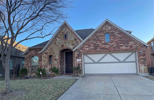 Foto principal - 5709 Centeridge Ln