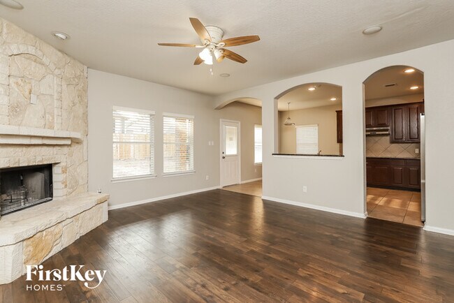 Building Photo - 2204 Oak Valley