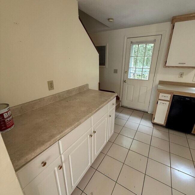Building Photo - 59 Stonegate Ln