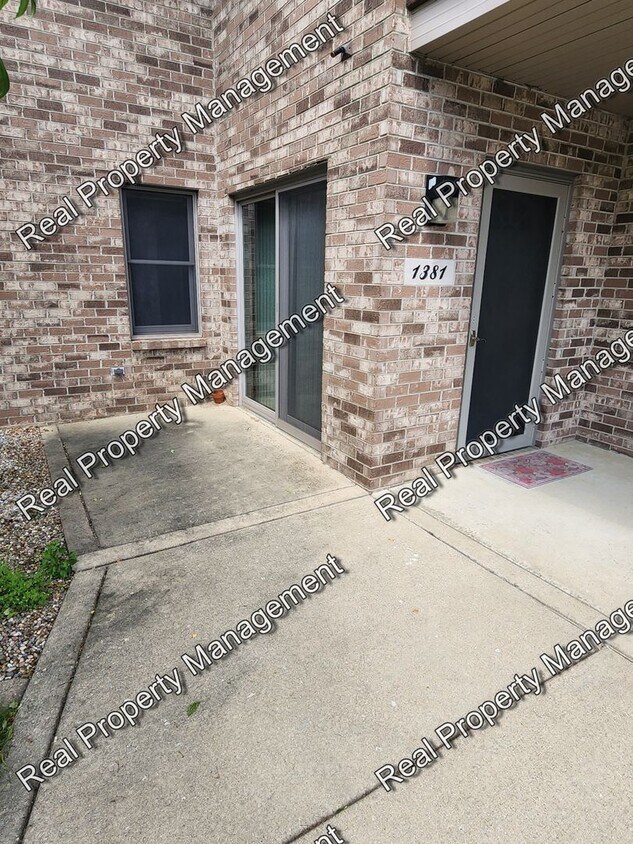 Primary Photo - Two Bedroom Crown Point Condo