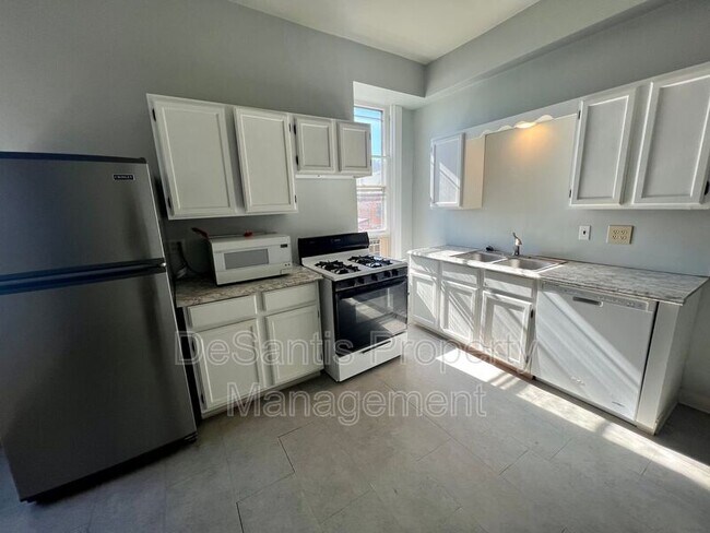 Foto del edificio - 337 3rd St