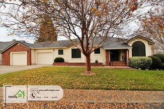 Building Photo - 3112 Riesling Path