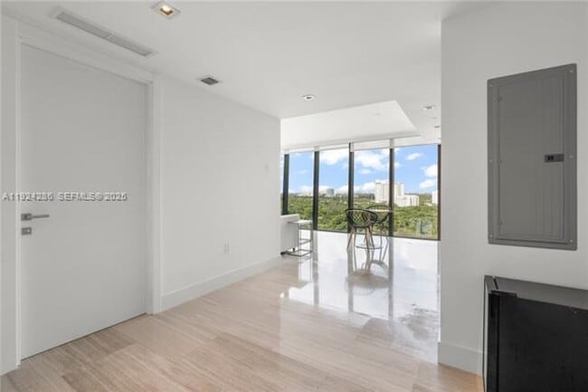 Photo - 1451 Brickell Ave Apartment