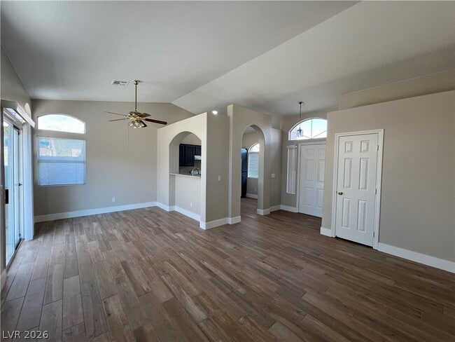 Foto del edificio - 917 Ashford Way