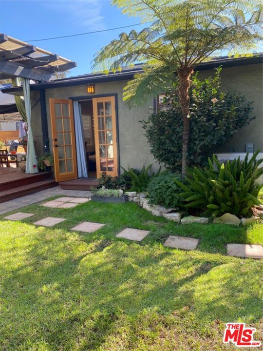Foto del edificio - 4227 Berryman Ave