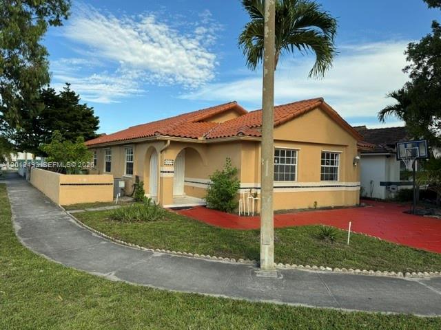 Foto del edificio - 7599 W 4th Ct