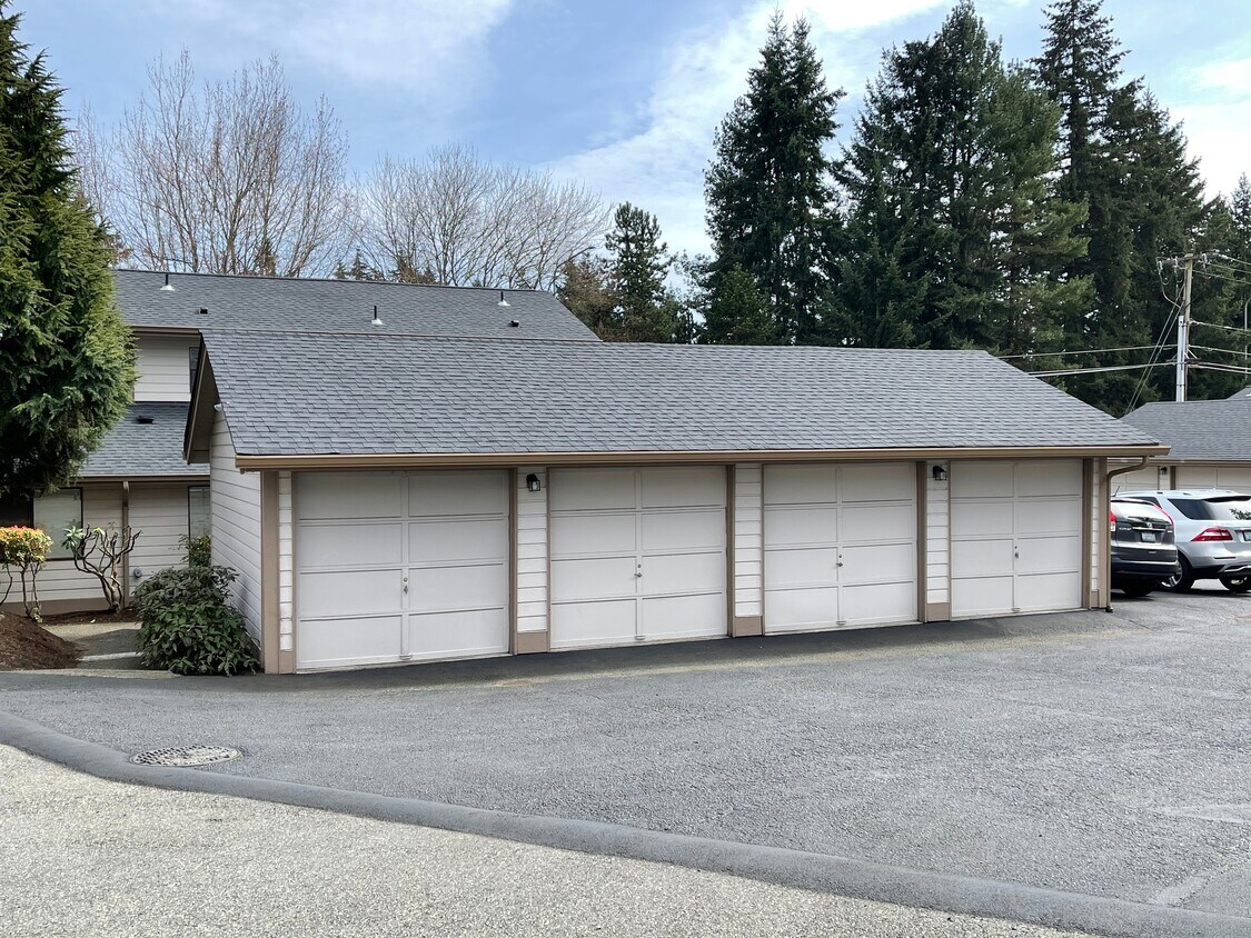 Foto principal - Charming 1-Bedroom Townhome in Hazel Grove...