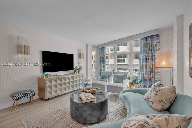 Foto del edificio - 1228 West Dr