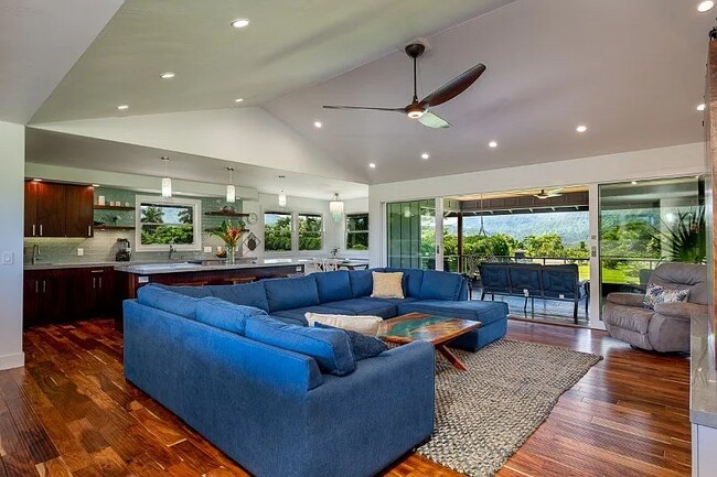 Foto del edificio - 4831E Kapaka St