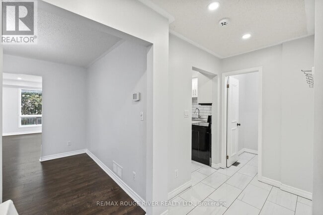 Photo du bâtiment - UPPER - 95 B CONCESSION STREET E