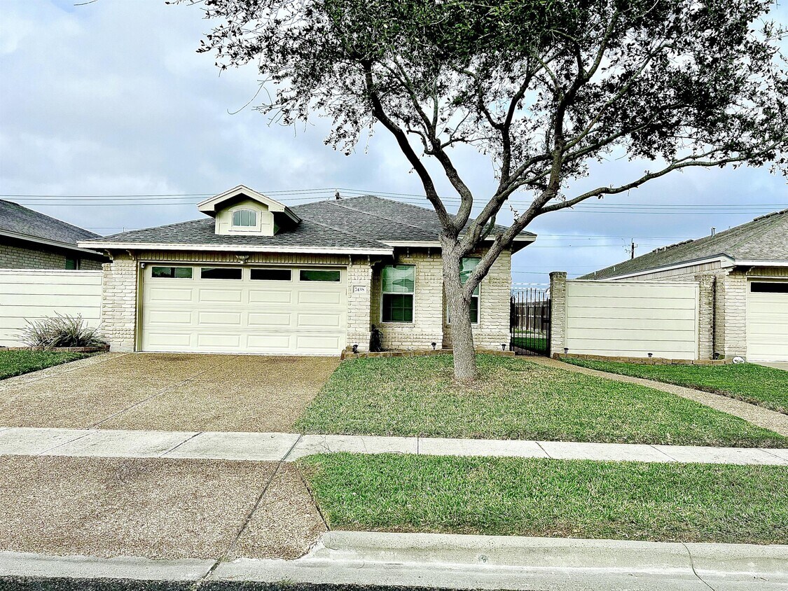 7438 Bar T Dr Corpus Christi, TX 78414 Alquileres en Corpus Christi