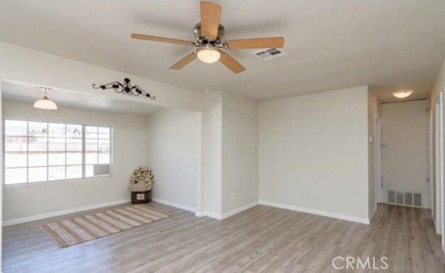 Foto del edificio - 16964 Mountain View Ave