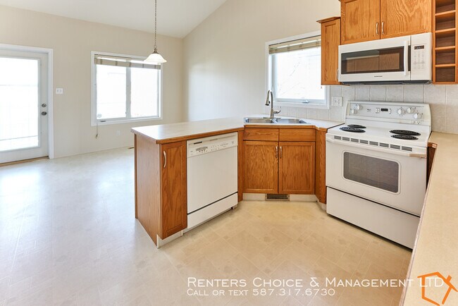Photo du bâtiment - Executive Home in The Uplands!