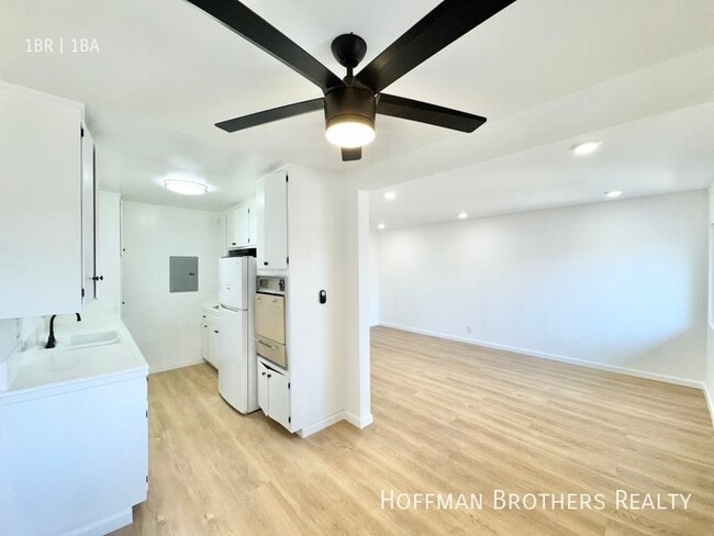 Photo - 14807 Normandie Ave Apartment