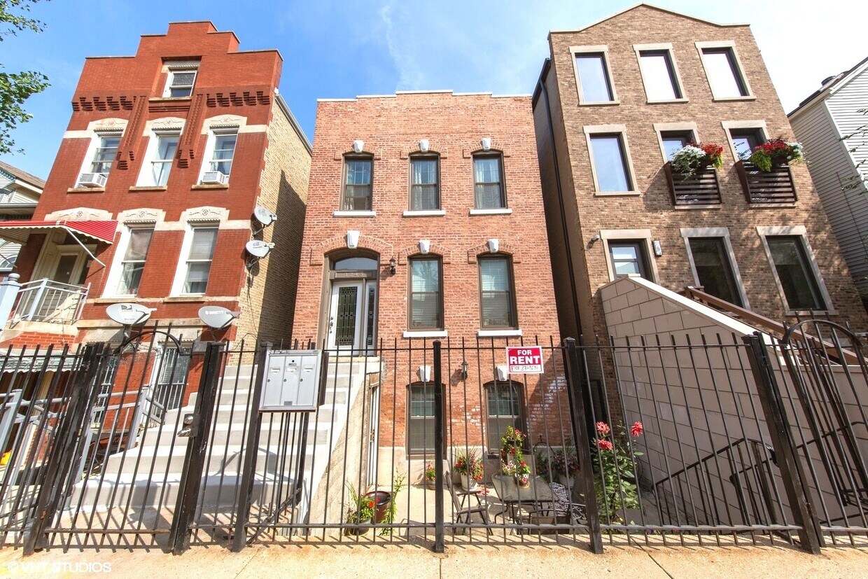 Foto principal - 1245 N Cleaver St
