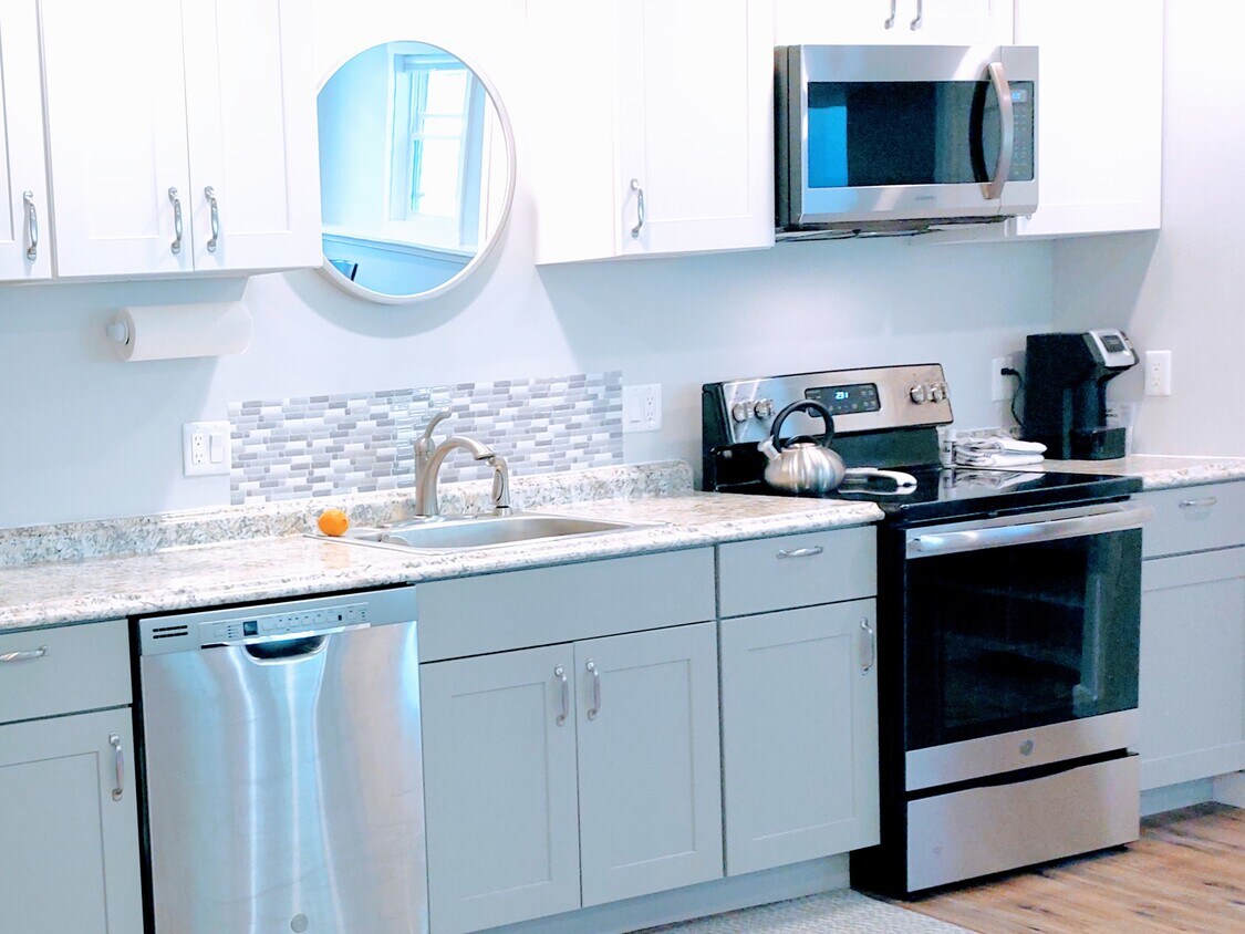 37 New Rd, Scarborough, ME 04074 House for Rent in Scarborough, ME